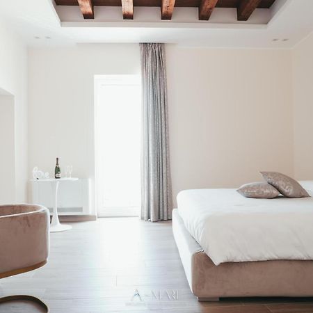 A-Mare Exclusive Rooms & Suites Taranto Exterior photo